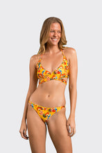 Carregar imagem no visualizador da galeria, Model Front: Rio De Sol Ensemble Set Stories Kate Leblon
