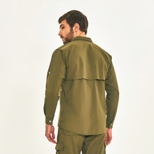 Carregar imagem no visualizador da galeria, Model Back: Uv Line Fitness Haut Tenerife Verde Militar Upf50+
