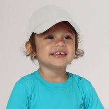 Carregar imagem no visualizador da galeria, Model Front: Uv Line Casquette Cap Baby Colors Inf Sand Upf50+
