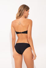 Carregar imagem no visualizador da galeria, Model Back: Rio De Sol Bas Bottom Junco-Black Essential-Comfy

