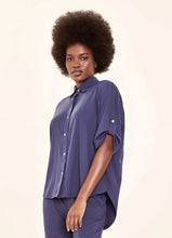 Carregar imagem no visualizador da galeria, Gallery: Uv Line Chemise Shirt Copa Navy Blue Upf50+
