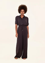 Carregar imagem no visualizador da galeria, Model Front: Uv Line Pantalon De Plage Pantalona Preto Upf50+
