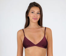 Carregar imagem no visualizador da galeria, Gallery: Rio De Sol Haut Top Barolo Tri-Fixo
