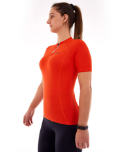 Carregar imagem no visualizador da galeria, T-Shirt Skin Fit Biker Com Bolsos Laranja Pitanga
