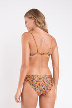 Carregar imagem no visualizador da galeria, Model Back: Rio De Sol Bas Bottom Bouquet Essential-Comfy
