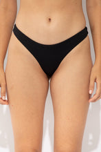 Carregar imagem no visualizador da galeria, Gallery: Rio De Sol Bas Bottom Solar-Black Essential
