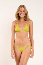 Carregar imagem no visualizador da galeria, Model Front: Rio De Sol Ensemble Set Fluity-Abacateiro Tri-Inv Lacinho
