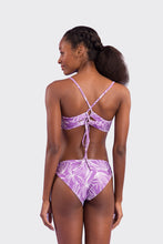 Carregar imagem no visualizador da galeria, Model Back: Rio De Sol Ensemble Set Trail-Purple Tank-Tie Essential-Comfy
