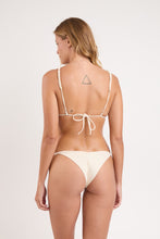 Carregar imagem no visualizador da galeria, Model Back: Rio De Sol Haut Top Touch-Natural Selena
