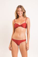 Carregar imagem no visualizador da galeria, Model Front: Rio De Sol Ensemble Set Shimmer-Liquor Bandeau-Joy Essential
