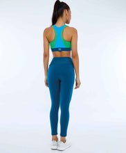 Carregar imagem no visualizador da galeria, Model Back: Alto Giro Fitness Bas Legging Supplex Com Laser No Cos Verde Deep
