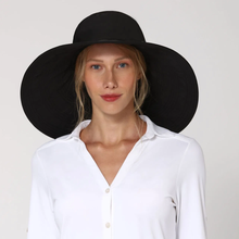 Carregar imagem no visualizador da galeria, Model Front: Uv Line Chapeau Souple/Capeline Beverly Hills Preto Upf50+
