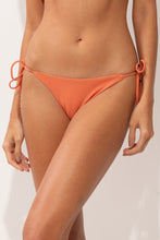 Carregar imagem no visualizador da galeria, Gallery: Rio De Sol Bas Bottom Sand-Argila Lacinho
