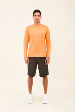 Carregar imagem no visualizador da galeria, Model Front: Uv Line T-Shirt Longsleeve Uvpro Masc Orange Upf50+
