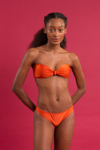 Carregar imagem no visualizador da galeria, Image 12: Rio De Sol Ensemble Set Paprica Bandeau-Joy Essential

