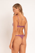 Carregar imagem no visualizador da galeria, Model Back: Rio De Sol Haut Top Garoupa Mila
