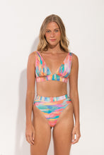 Carregar imagem no visualizador da galeria, Image 08: Rio De Sol Ensemble Set River Halter-Cos Hotpant-Cos
