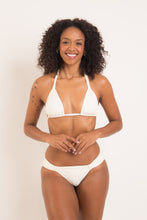 Carregar imagem no visualizador da galeria, Model Front: Rio De Sol Bas Bottom Off-White Mel-Comfy
