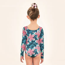 Carregar imagem no visualizador da galeria, Model Back: Uv Line Une Pièce Fille Swimsuit Girl Hibiscus Upf50+
