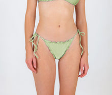 Carregar imagem no visualizador da galeria, Gallery: Rio De Sol Bas Bottom Oliva Frufru
