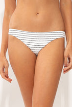 Carregar imagem no visualizador da galeria, Gallery: Rio De Sol Bas Bottom Linea-White Nice
