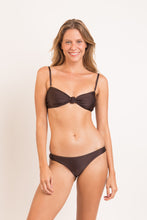 Carregar imagem no visualizador da galeria, Model Front: Rio De Sol Ensemble Set Shimmer-Coffee Bandeau-Joy Essential
