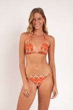 Carregar imagem no visualizador da galeria, Model Front: Rio De Sol Ensemble Set Maracai Mel
