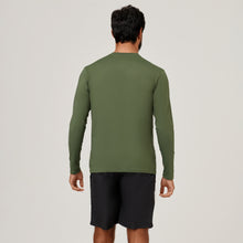 Carregar imagem no visualizador da galeria, Model Back: Uv Line T-Shirt Longsleeve Uvpro Verde Militar Upf50+
