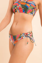 Carregar imagem no visualizador da galeria, Image 11: Rio De Sol Ensemble Set Jungle Bandeau-Reto Madrid

