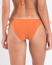 Carregar imagem no visualizador da galeria, Image 05: Rio De Sol Bas Bottom Ocre Lacinho
