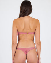 Carregar imagem no visualizador da galeria, Image 06: Rio De Sol Ensemble Set Shimmer-Confetti Bandeau-Knot Nice-Fio
