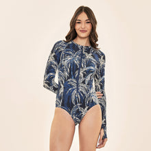 Carregar imagem no visualizador da galeria, Model Front: Uv Line Une Pièce Swimsuit Macae Coconut Palms Navy Blue Upf50+
