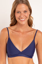 Carregar imagem no visualizador da galeria, Gallery: Rio De Sol Haut Top Touch-Marinho Paola
