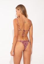 Carregar imagem no visualizador da galeria, Model Back: Rio De Sol Bas Bottom Dune Ibiza
