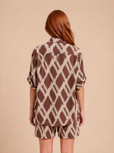 Carregar imagem no visualizador da galeria, Model Back: Uv Line Chemise Shirt Copa Diamond Upf50+
