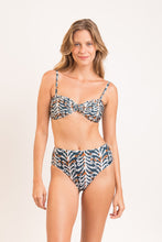 Carregar imagem no visualizador da galeria, Model Front: Rio De Sol Haut Top Ikat Twist
