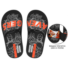 Carregar imagem no visualizador da galeria, Model Back: Ipanema Tongs Ipanema Avengers Slide Preto Cinza Laranja

