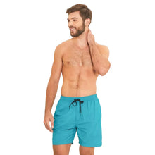 Carregar imagem no visualizador da galeria, Model Front: Uv Line Bermuda / Short Pour Homme Short Lucca Petroleo Upf50+
