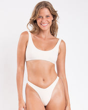 Carregar imagem no visualizador da galeria, Gallery: Rio De Sol Ensemble Set Malibu-Natural Bliss Cali
