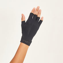 Carregar imagem no visualizador da galeria, Image 02: Uv Line Gants Short Glove Black Upf50+
