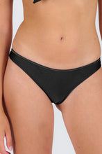 Carregar imagem no visualizador da galeria, Gallery: Rio De Sol Bas Bottom Shimmer-Black Essential
