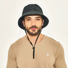 Carregar imagem no visualizador da galeria, Model Front: Uv Line Bob Bucket Colors Preto Upf50+
