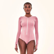 Carregar imagem no visualizador da galeria, Image 05: Uv Line Une Pièce Swimsuit Macae Malva Upf50+
