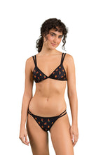 Carregar imagem no visualizador da galeria, Model Front: Rio De Sol Ensemble Set Cashew Tri-Duo Mini-Duo
