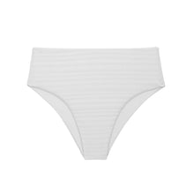 Carregar imagem no visualizador da galeria, Product Front: Rio De Sol Bas Bottom Memphis-White Hotpants
