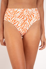 Carregar imagem no visualizador da galeria, Gallery: Rio De Sol Bas Bottom Sahari Hotpants

