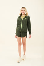 Carregar imagem no visualizador da galeria, Bag-Foldable Windbreaker Jacket Verde Militar
