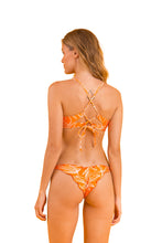 Carregar imagem no visualizador da galeria, Model Back: Rio De Sol Ensemble Set Trail-Orange Tank-Tie Ipanema
