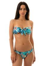 Carregar imagem no visualizador da galeria, Model Front: Rio De Sol Bas Bottom Isla Band Comfort
