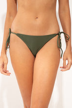 Carregar imagem no visualizador da galeria, Gallery: Rio De Sol Bas Bottom Shimmer-Croco Ibiza-Comfy-Gold
